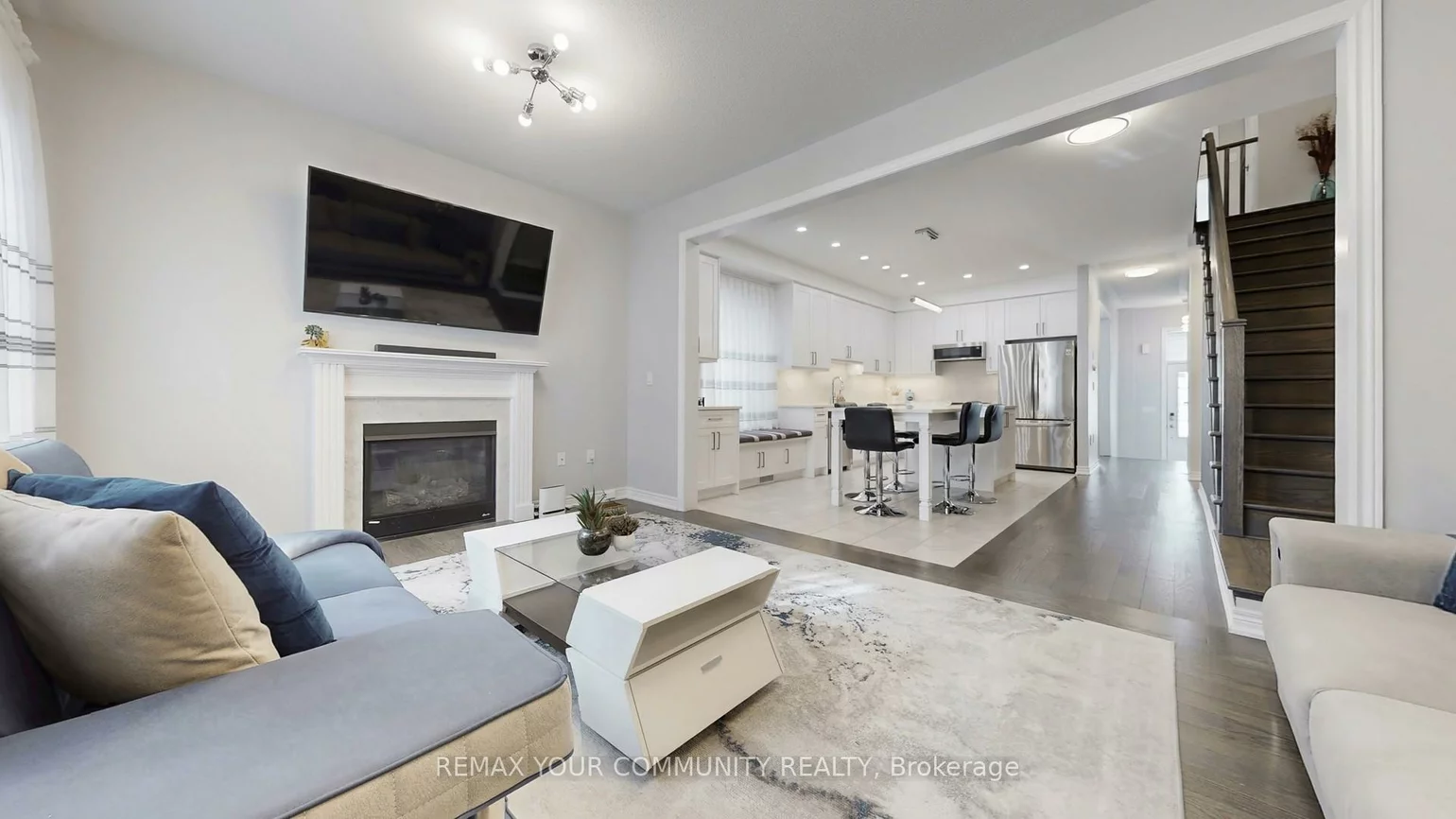 9, Applegate, Sharon, East Gwillimbury