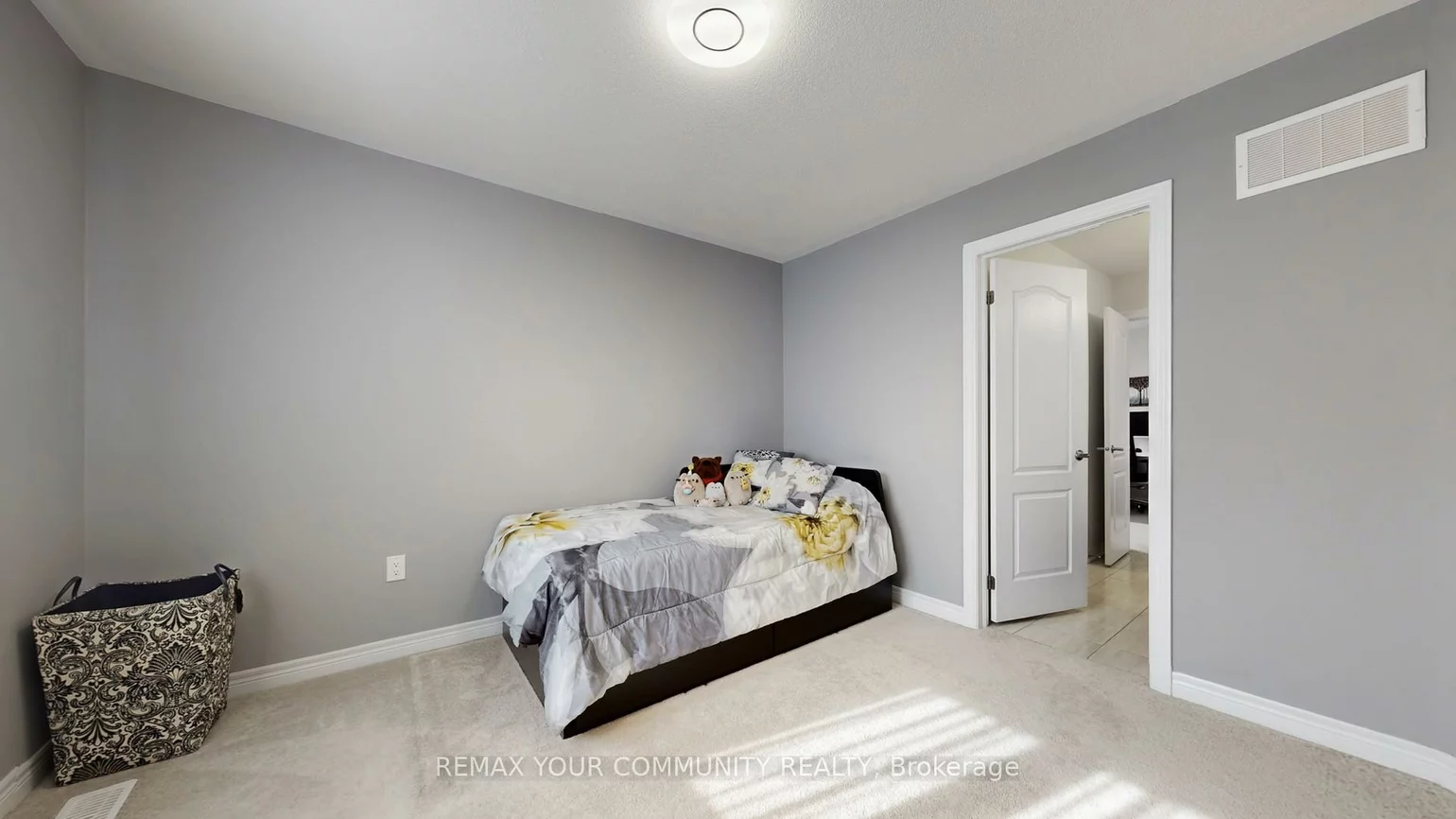 9, Applegate, Sharon, East Gwillimbury