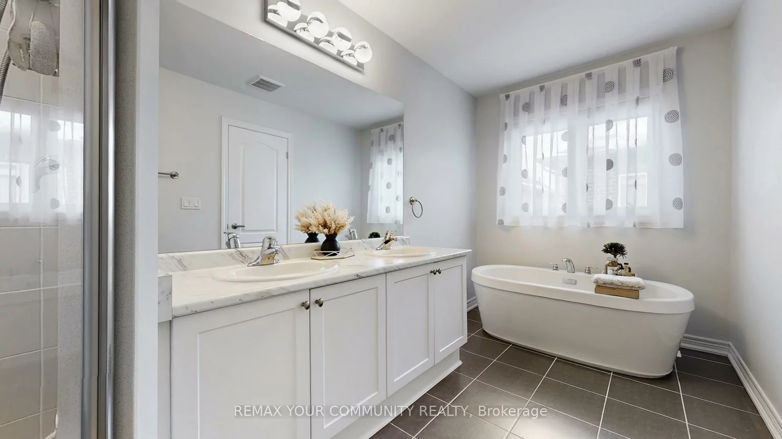 9, Applegate, Sharon, East Gwillimbury