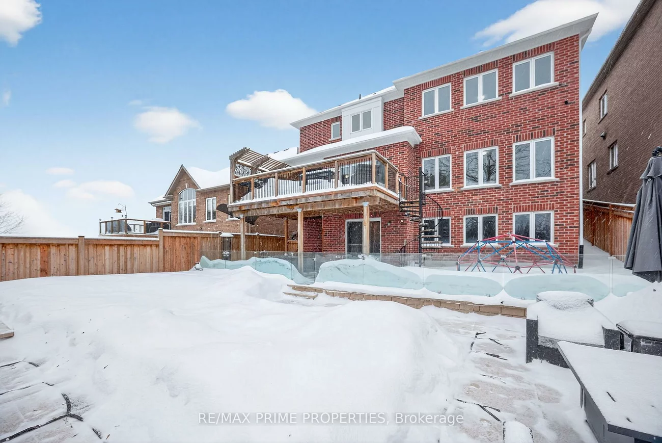 72, Ridge Gate, Mt Albert, East Gwillimbury