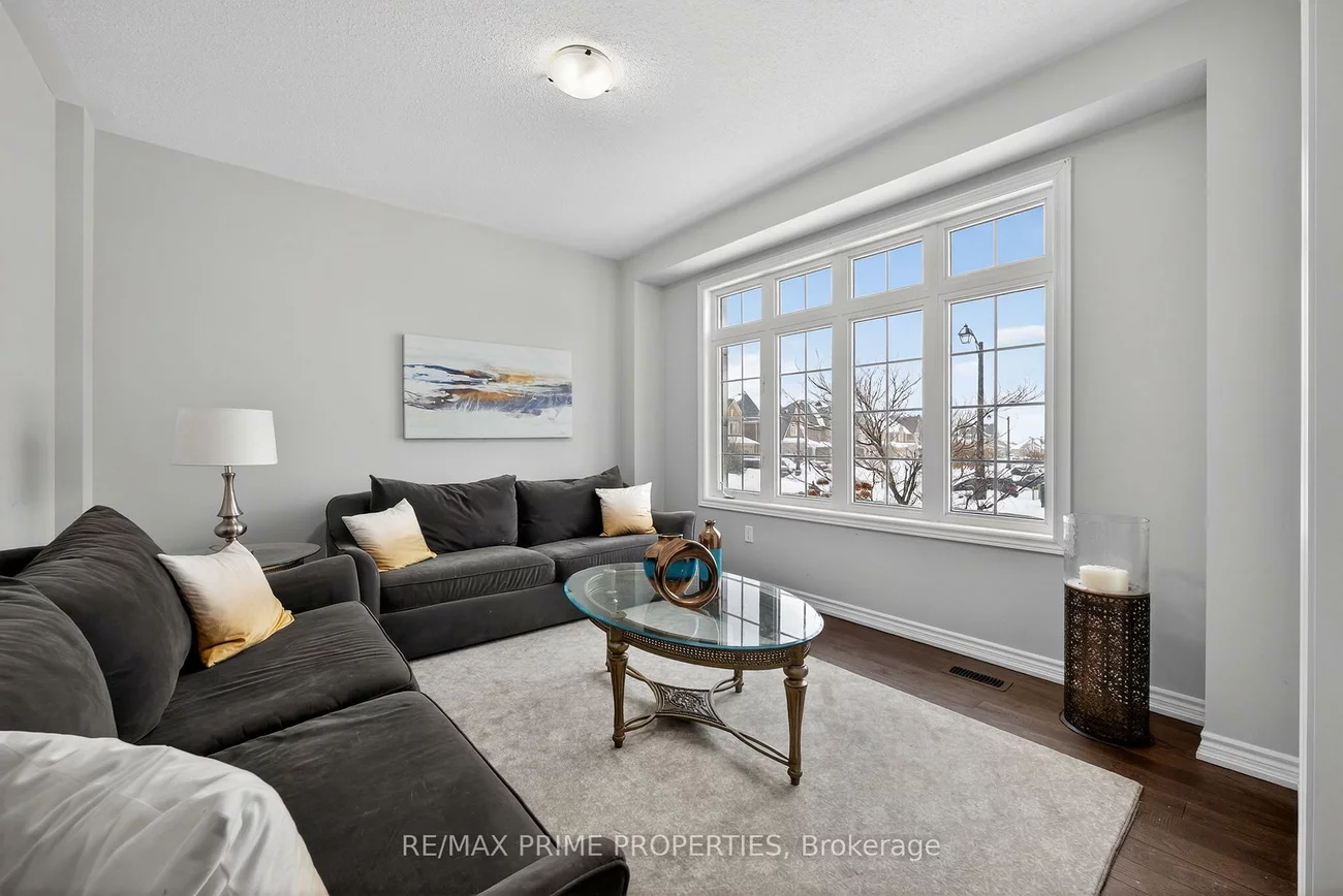 72, Ridge Gate, Mt Albert, East Gwillimbury