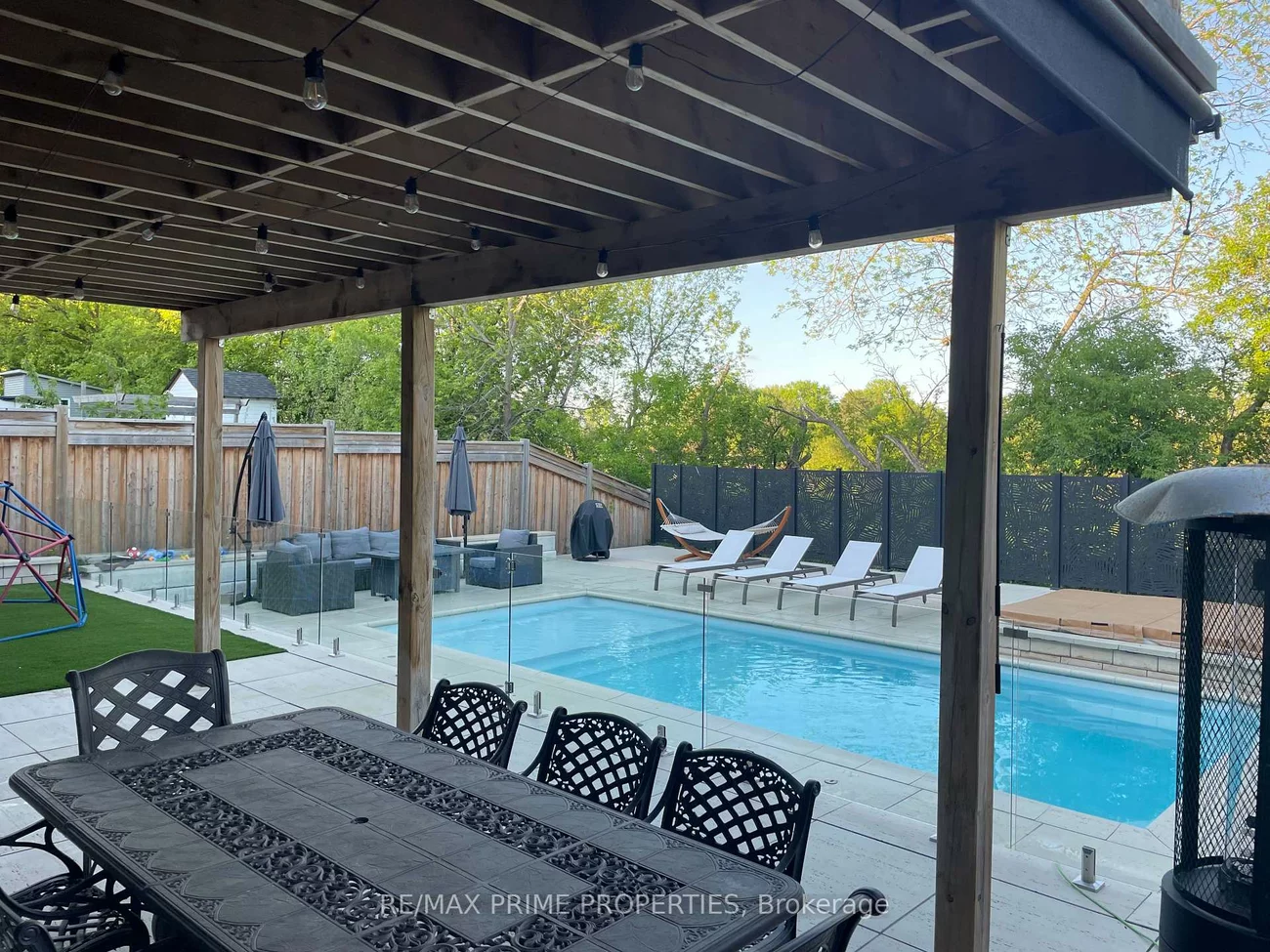 72, Ridge Gate, Mt Albert, East Gwillimbury