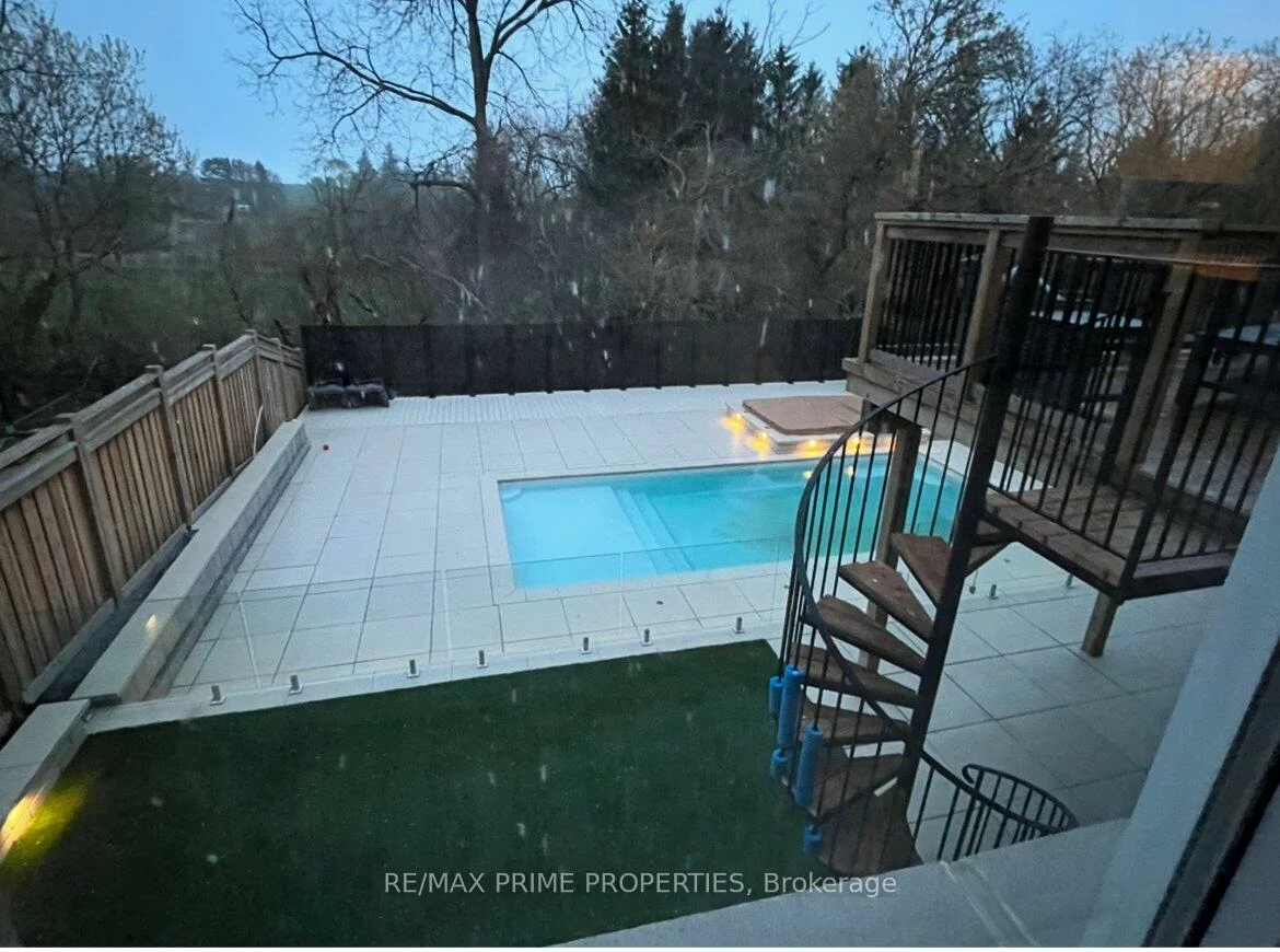 72, Ridge Gate, Mt Albert, East Gwillimbury