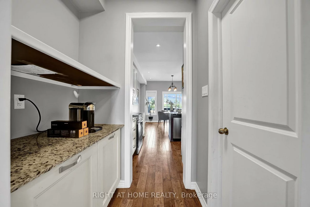 40, Ridge Gate, Mt Albert, East Gwillimbury