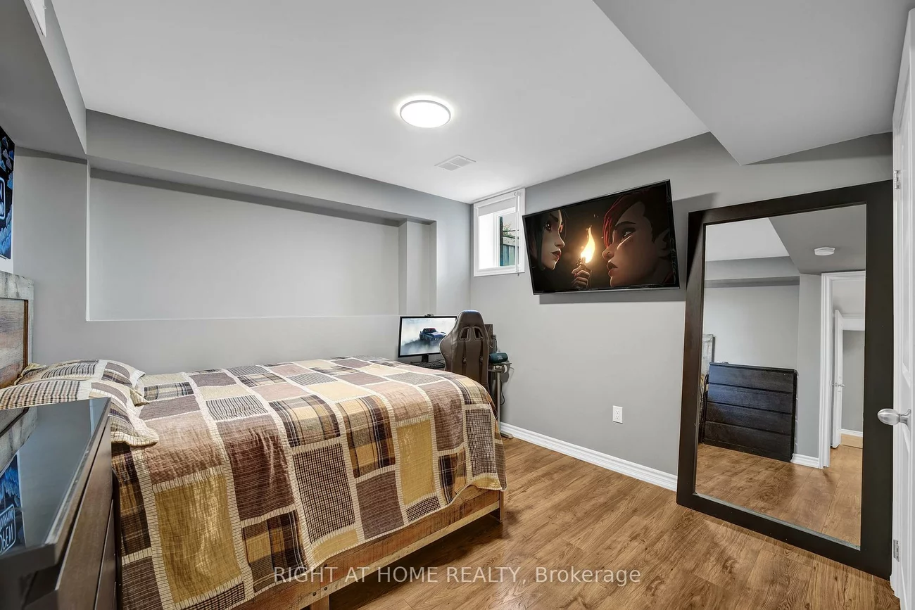 40, Ridge Gate, Mt Albert, East Gwillimbury