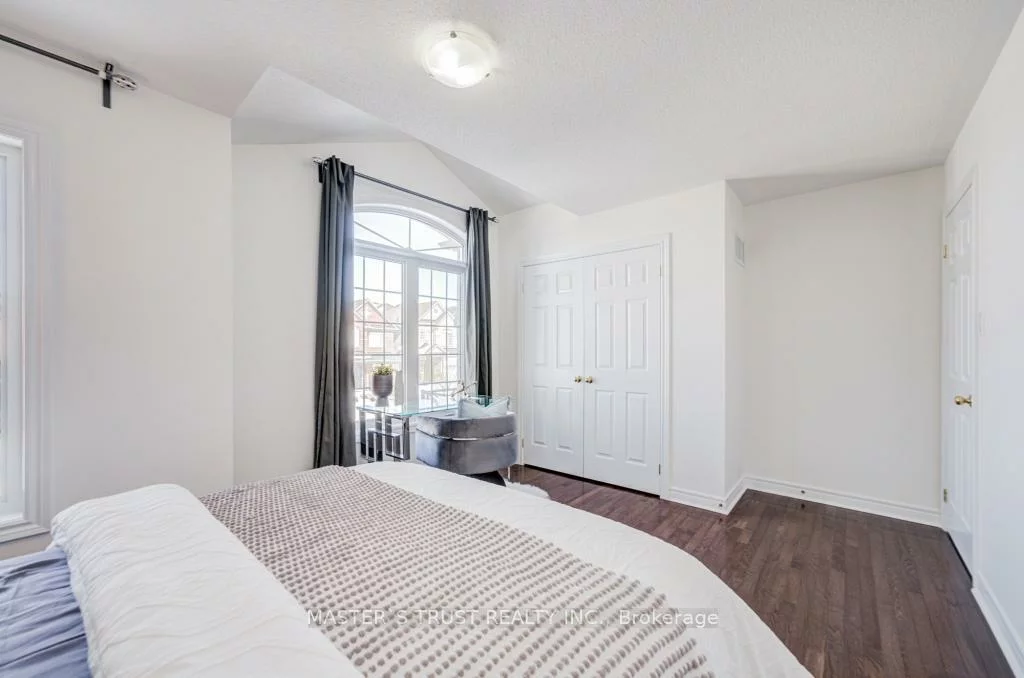 56, Herefordshire, Rural East Gwillimbury, East Gwillimbury