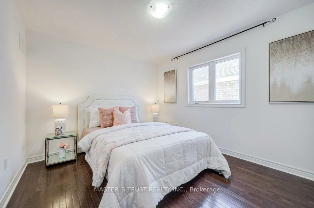 56, Herefordshire, Rural East Gwillimbury, East Gwillimbury