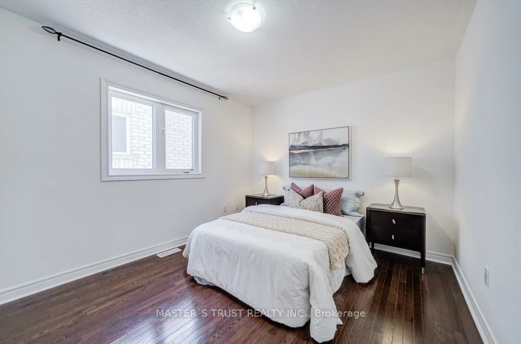 56, Herefordshire, Rural East Gwillimbury, East Gwillimbury