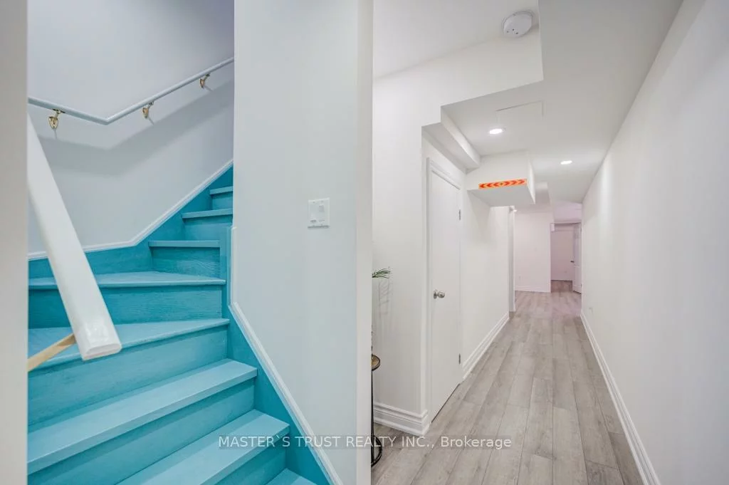 56, Herefordshire, Rural East Gwillimbury, East Gwillimbury