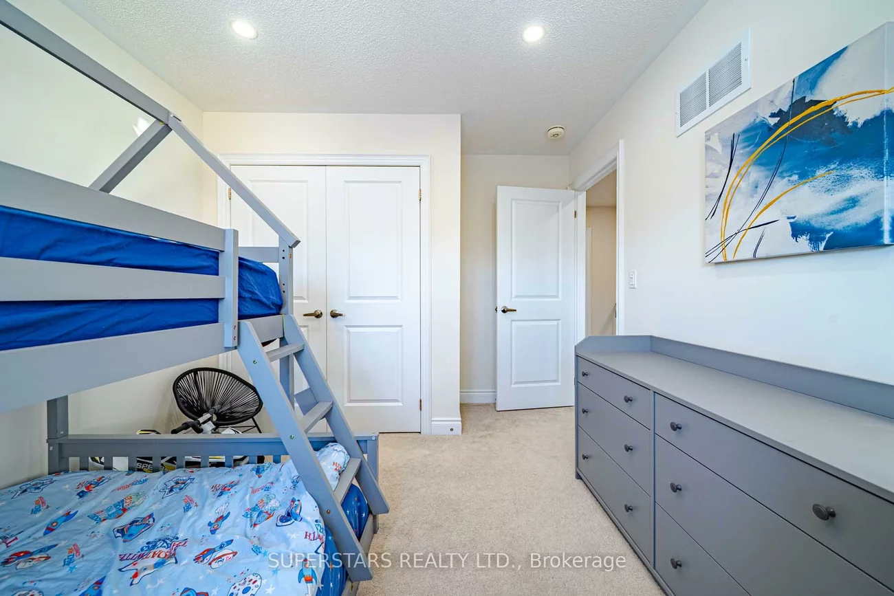 30, Festival, Sharon, East Gwillimbury