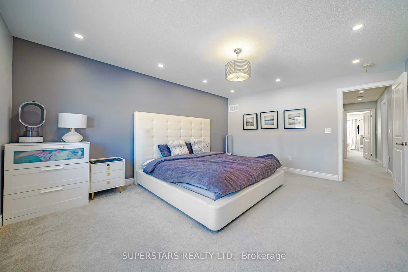 30, Festival, Sharon, East Gwillimbury