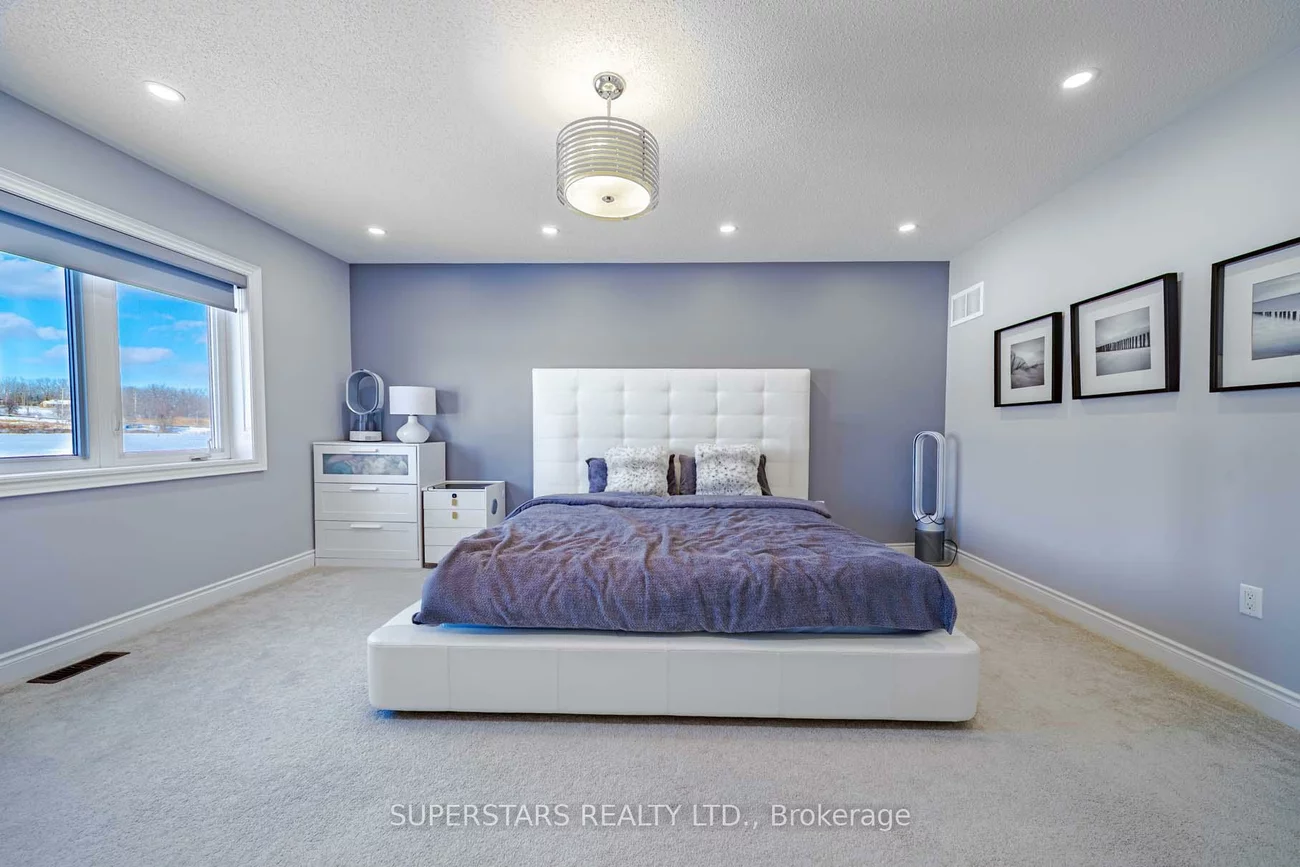 30, Festival, Sharon, East Gwillimbury