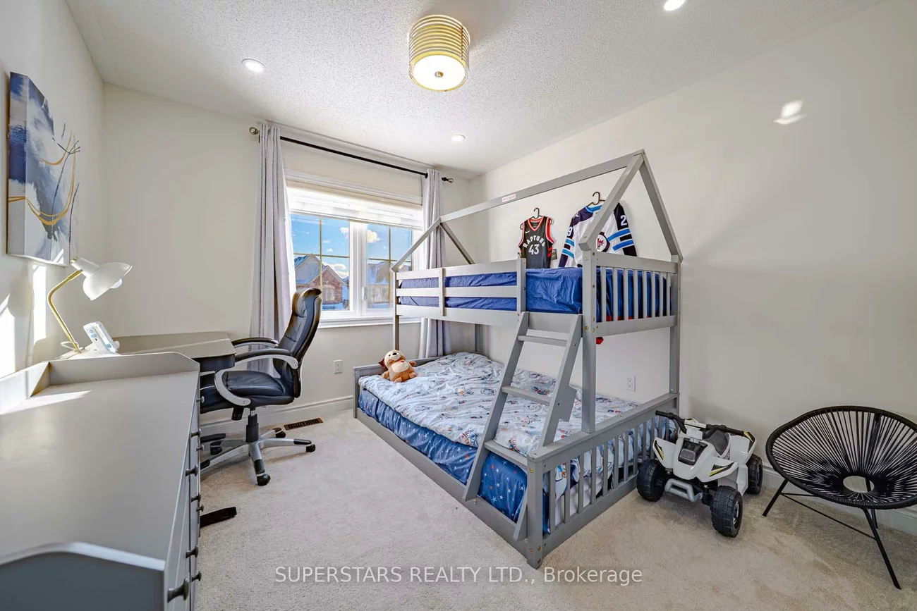 30, Festival, Sharon, East Gwillimbury