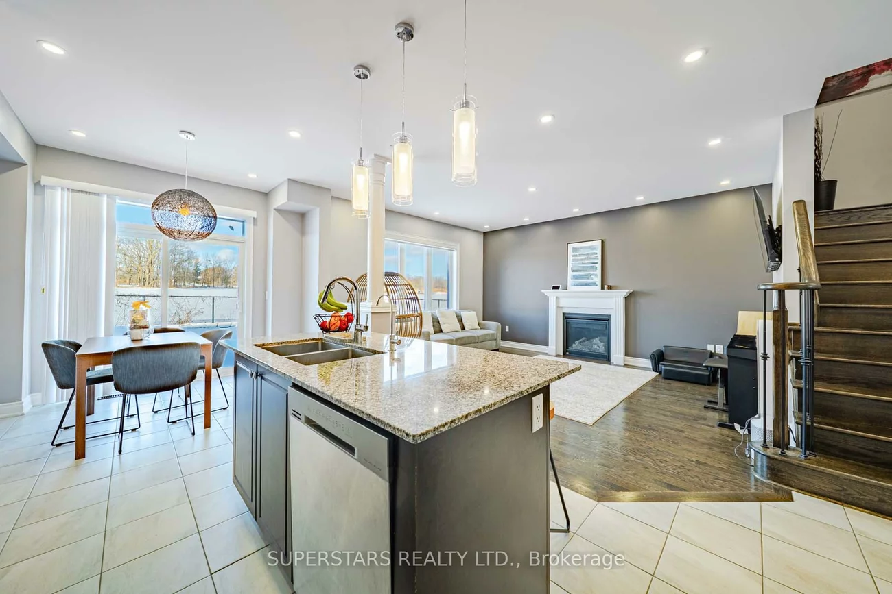 30, Festival, Sharon, East Gwillimbury