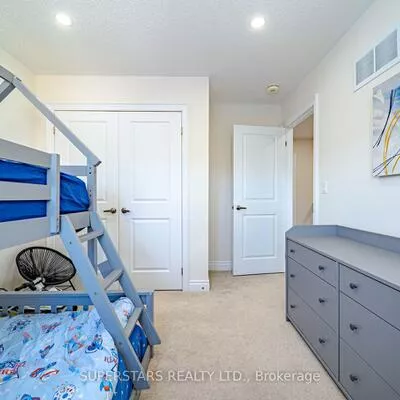 30, Festival, Sharon, East Gwillimbury