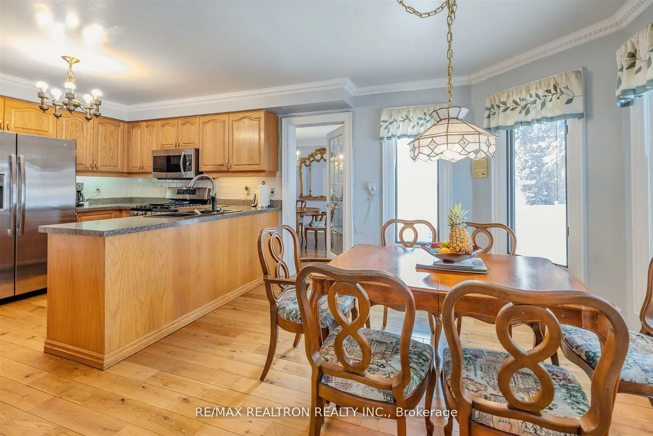 60, Arthur Hall, Sharon, East Gwillimbury