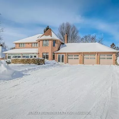 60, Arthur Hall, Sharon, East Gwillimbury