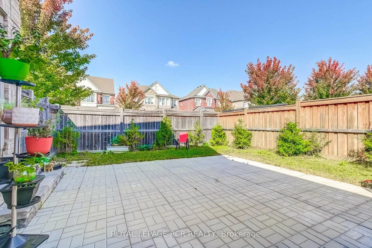 1, Silver Charm, Sharon, East Gwillimbury