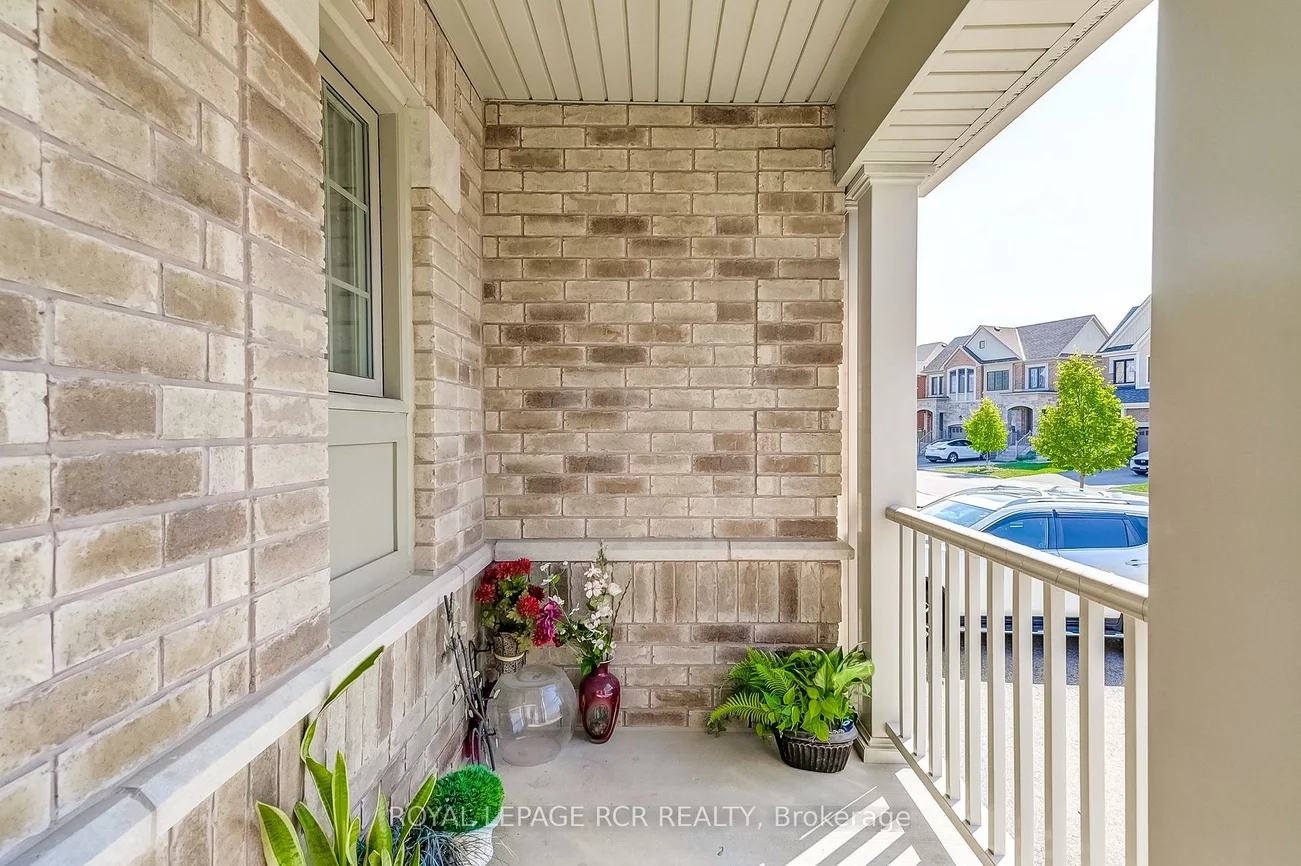 1, Silver Charm, Sharon, East Gwillimbury