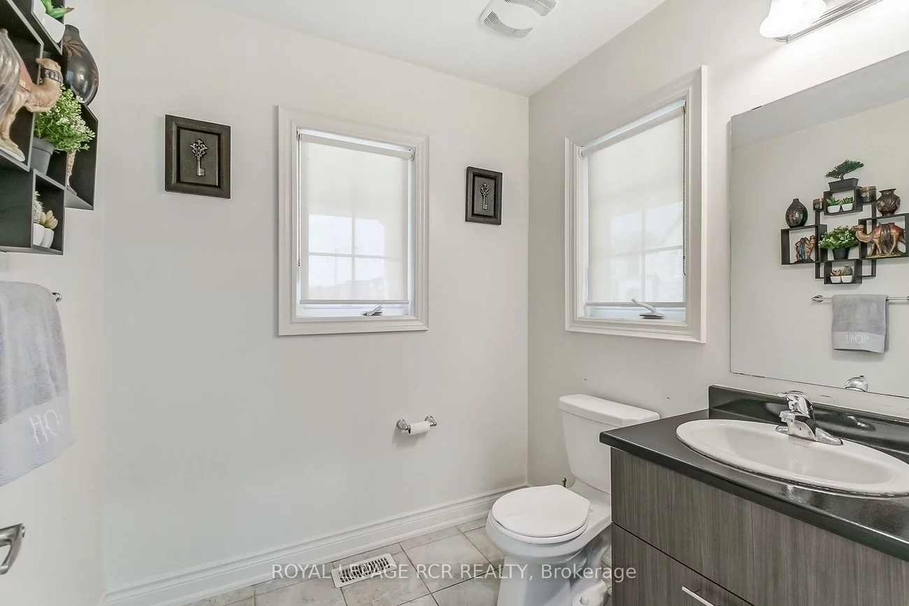 1, Silver Charm, Sharon, East Gwillimbury