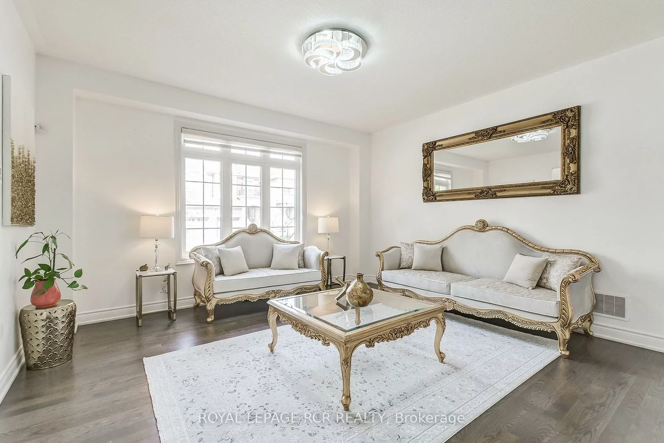 1, Silver Charm, Sharon, East Gwillimbury