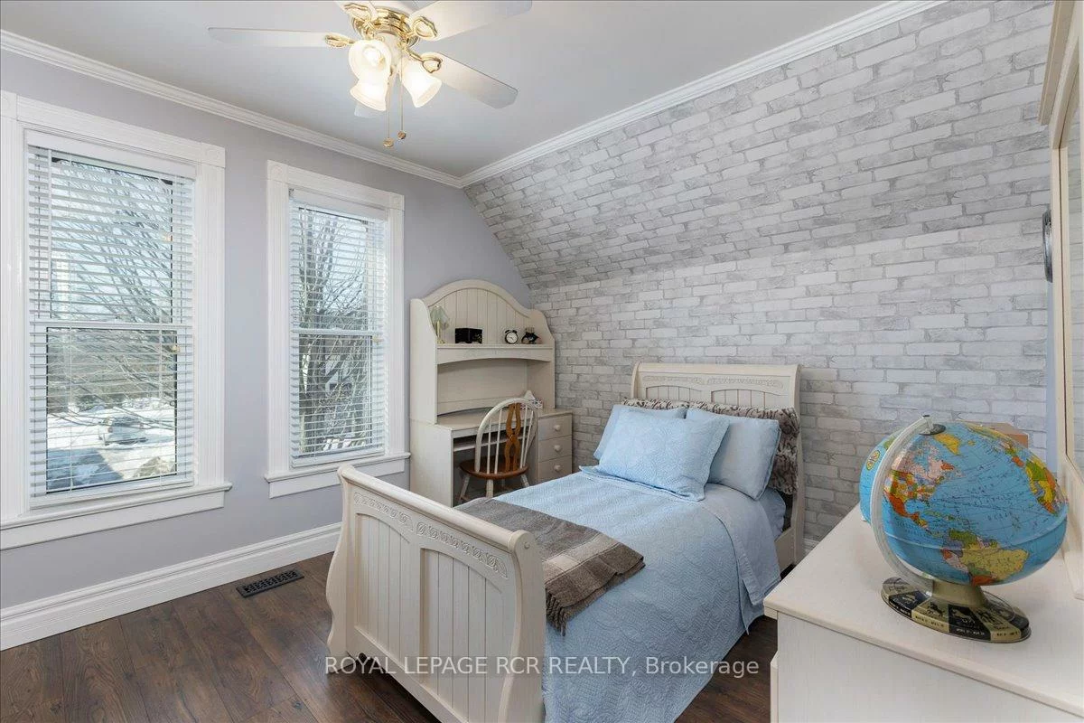 11, King, Mt Albert, East Gwillimbury