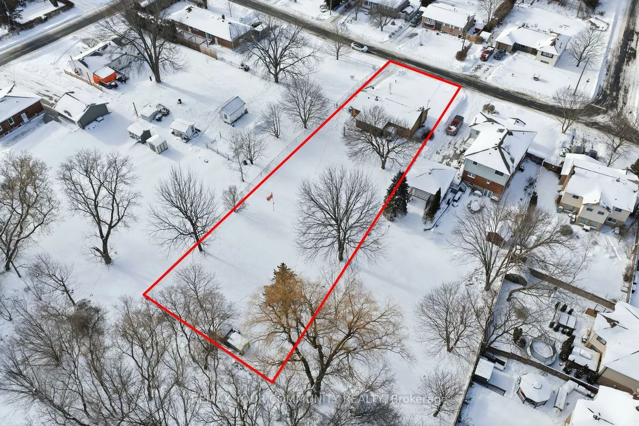 233, East, Holland Landing, East Gwillimbury