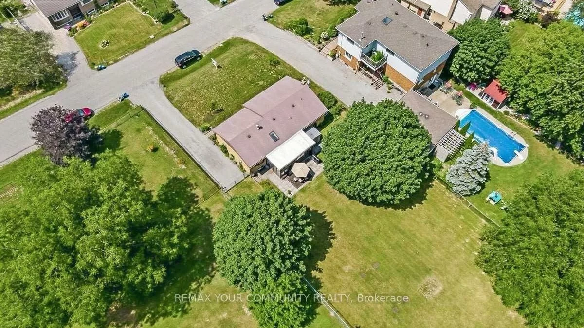 233, East, Holland Landing, East Gwillimbury