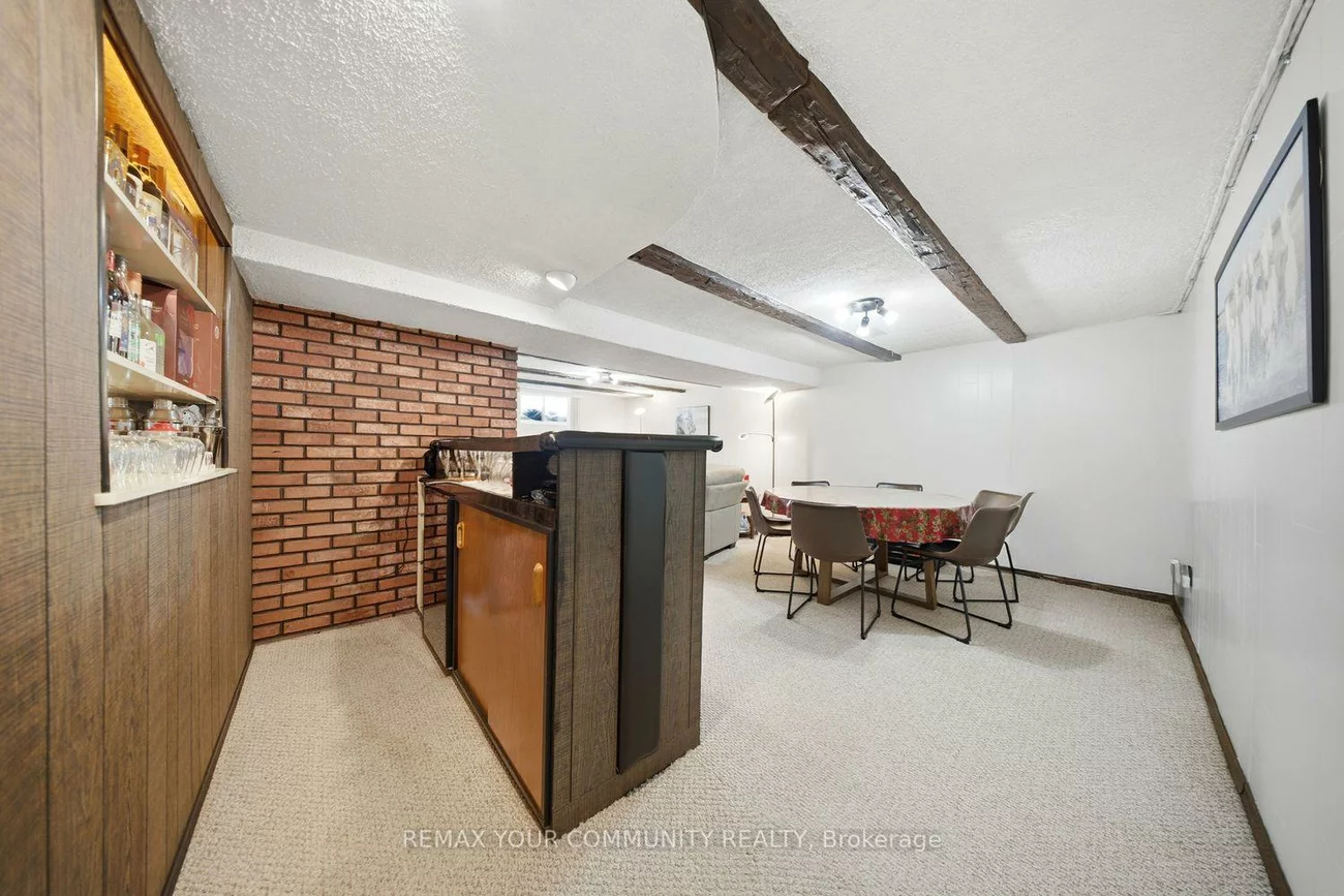 233, East, Holland Landing, East Gwillimbury