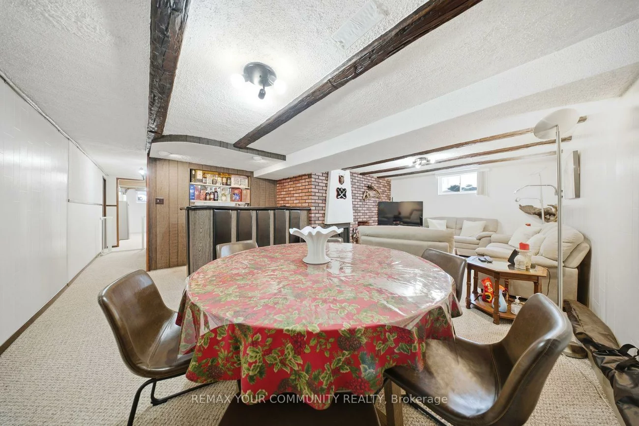 233, East, Holland Landing, East Gwillimbury