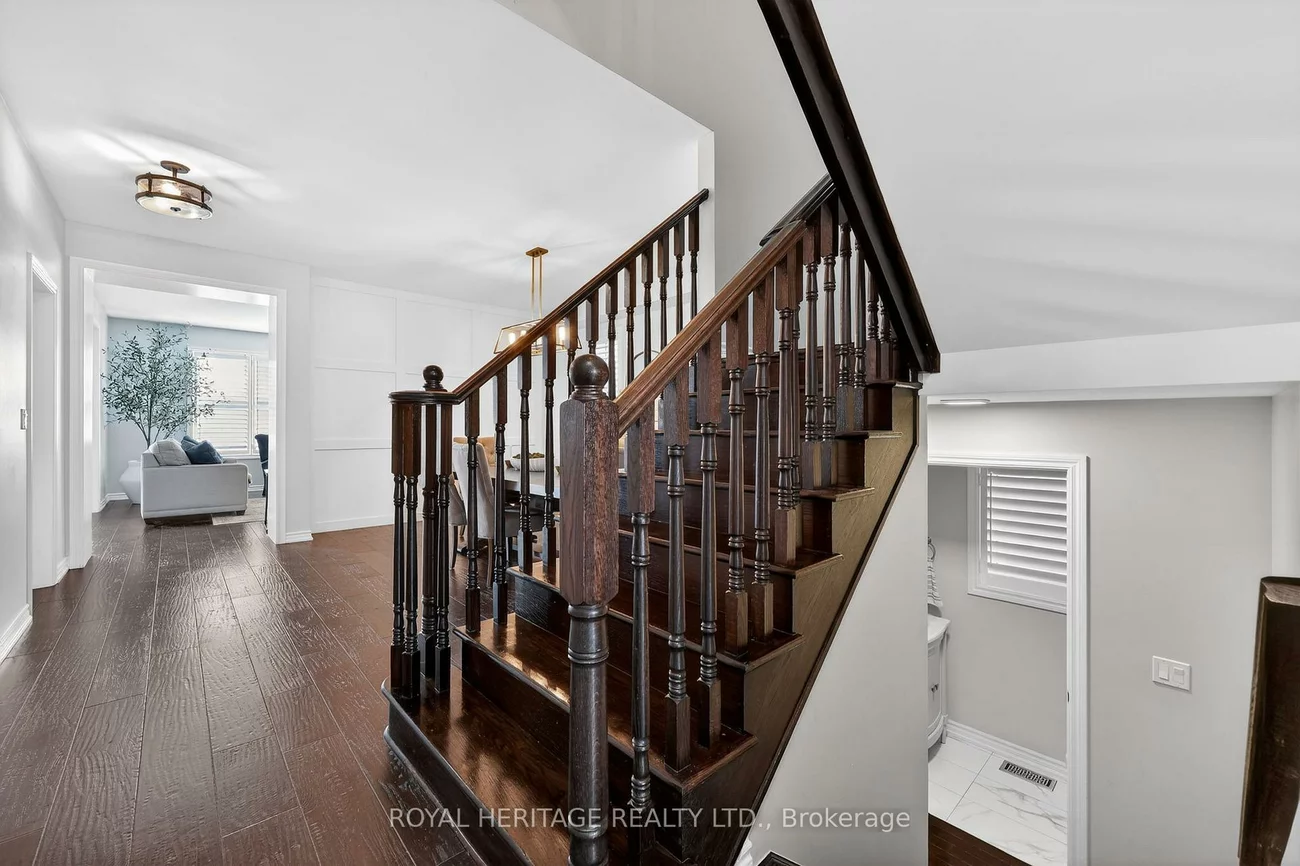 30, Leaden Hall, Queensville, East Gwillimbury