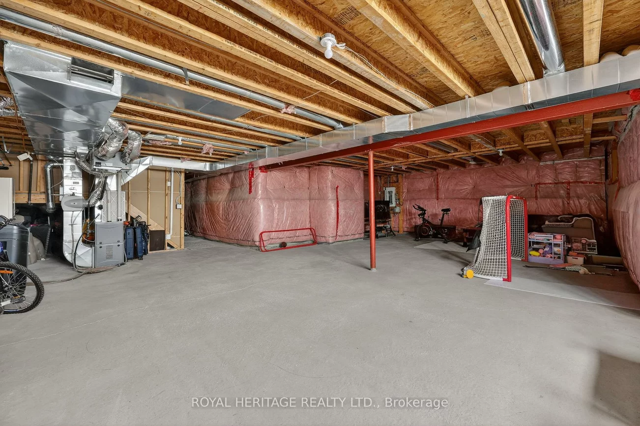 30, Leaden Hall, Queensville, East Gwillimbury