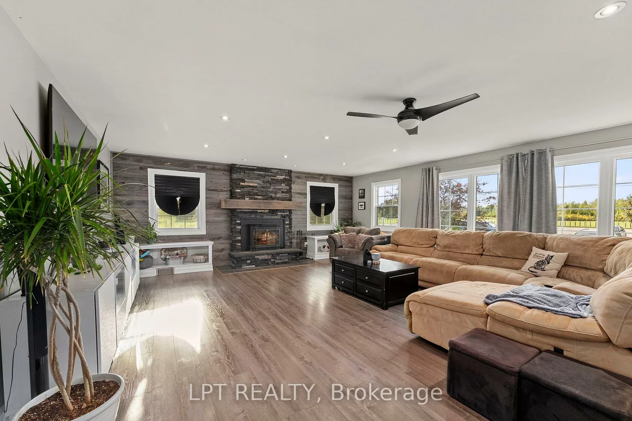 1109, Ravenshoe, Rural East Gwillimbury, East Gwillimbury