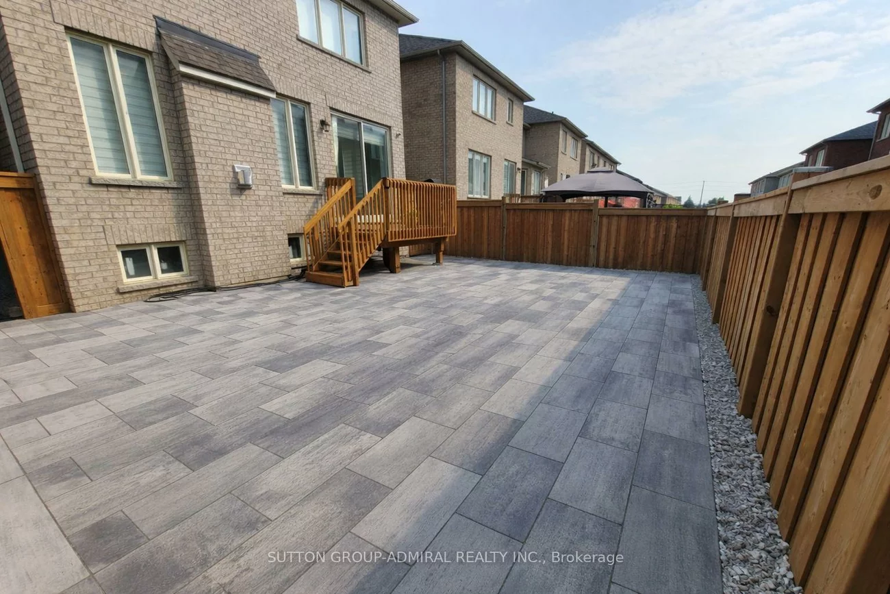 124, Mondial, Queensville, East Gwillimbury