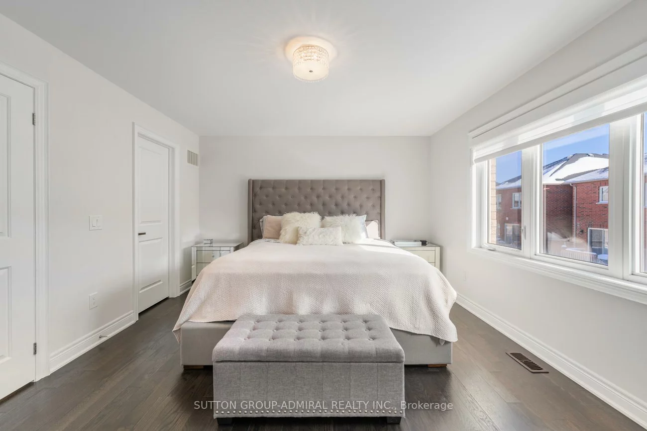 124, Mondial, Queensville, East Gwillimbury