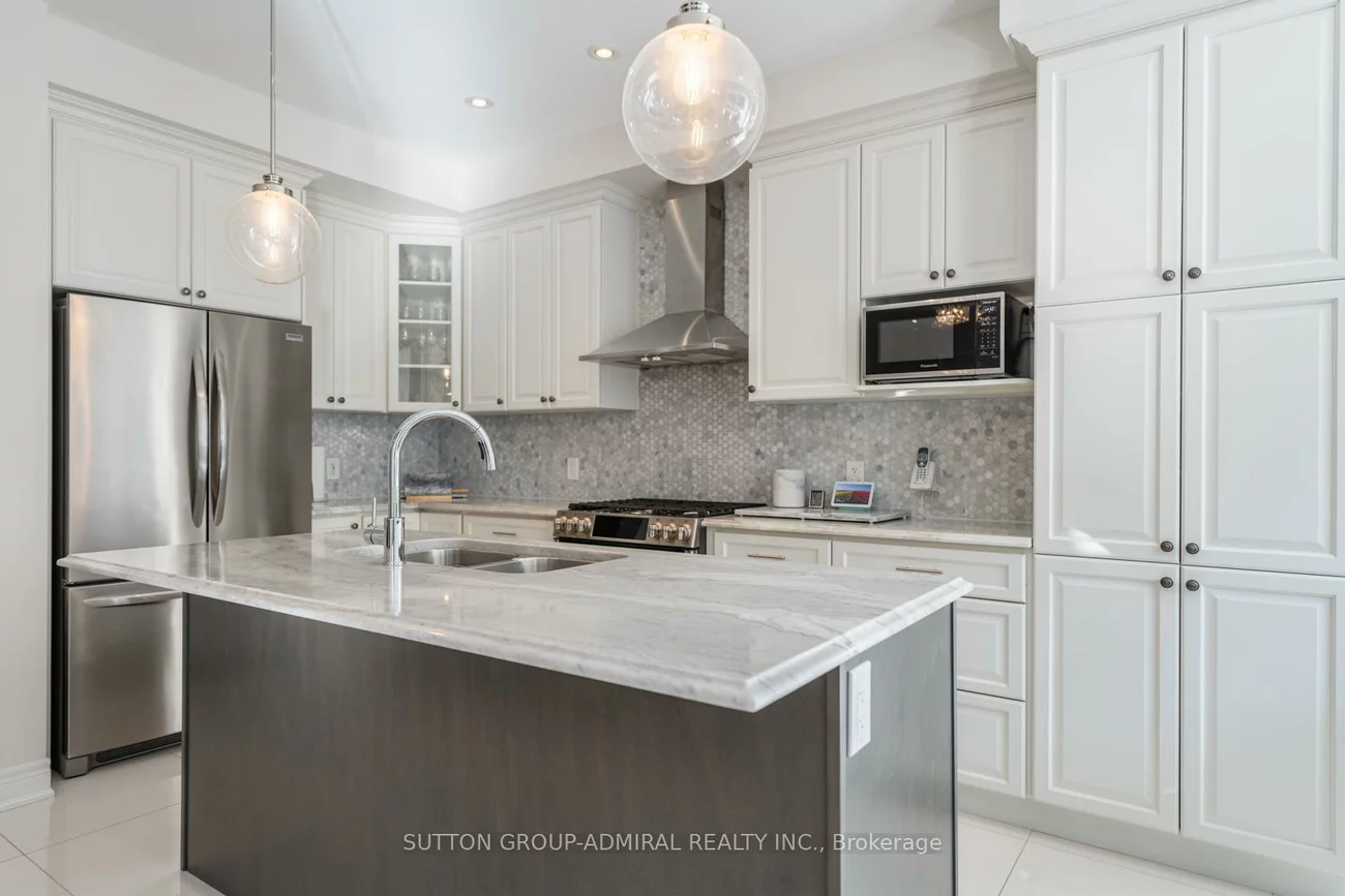 124, Mondial, Queensville, East Gwillimbury