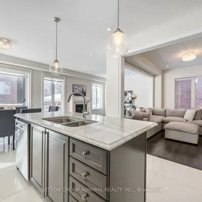 124, Mondial, Queensville, East Gwillimbury