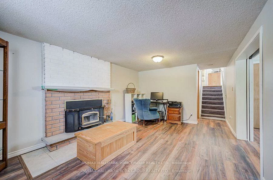 184, Olive, Holland Landing, East Gwillimbury