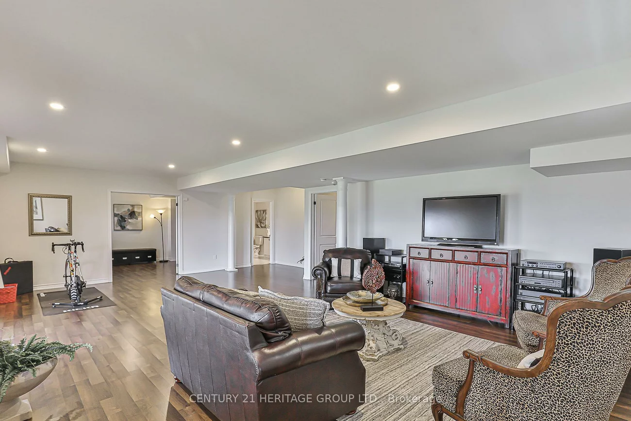 38, Whitebirch, Sharon, East Gwillimbury