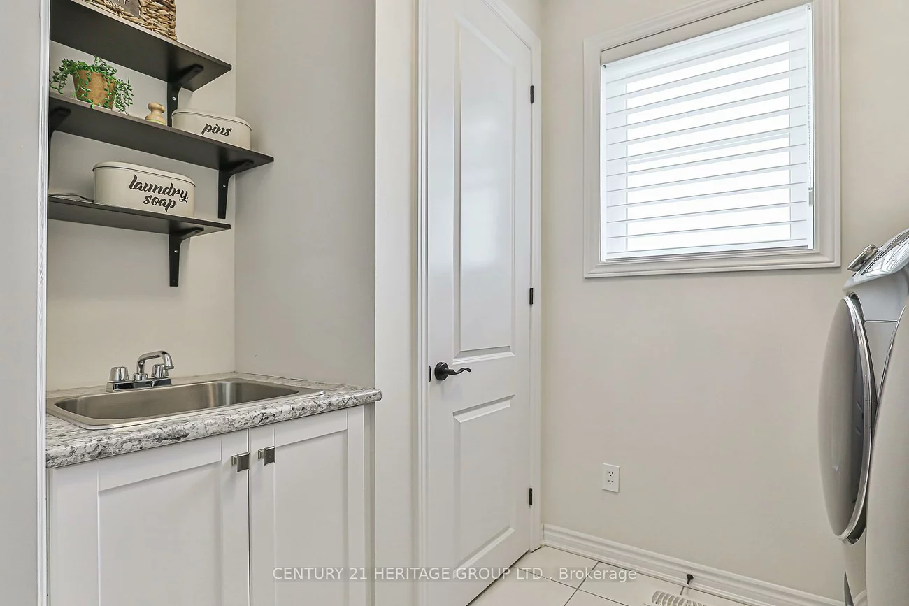 38, Whitebirch, Sharon, East Gwillimbury