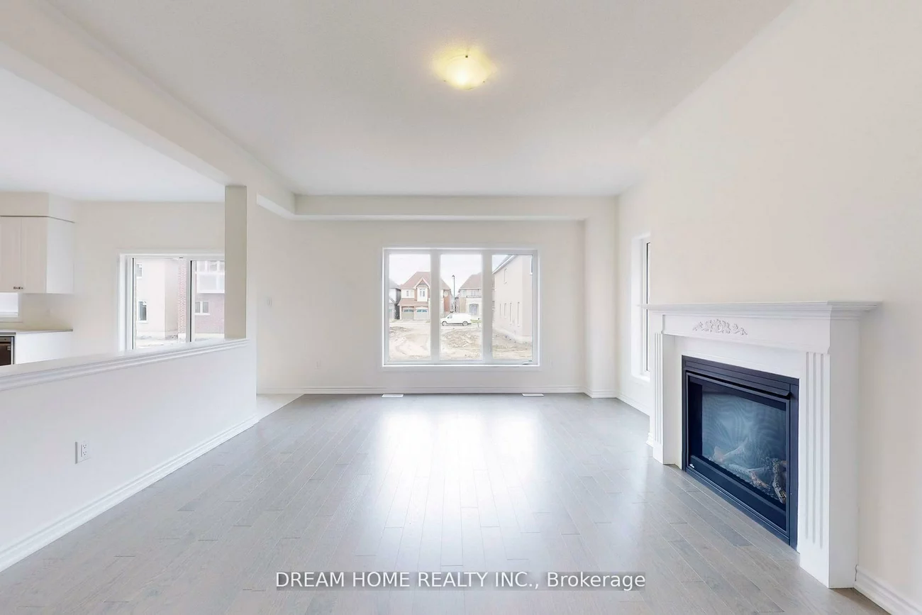 7, Charles White, Sharon, East Gwillimbury