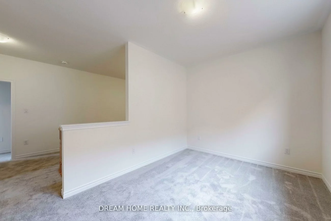 7, Charles White, Sharon, East Gwillimbury