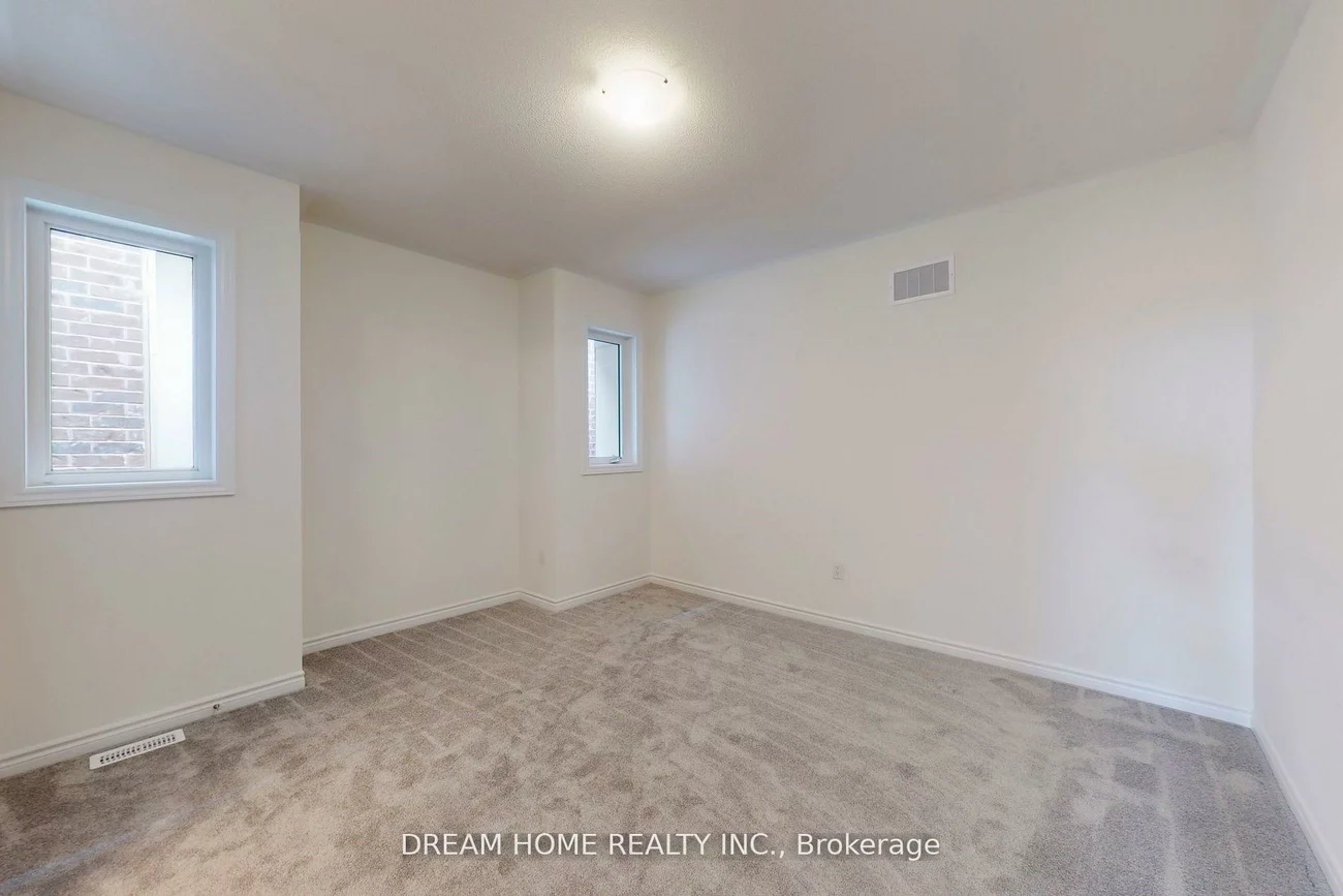 7, Charles White, Sharon, East Gwillimbury