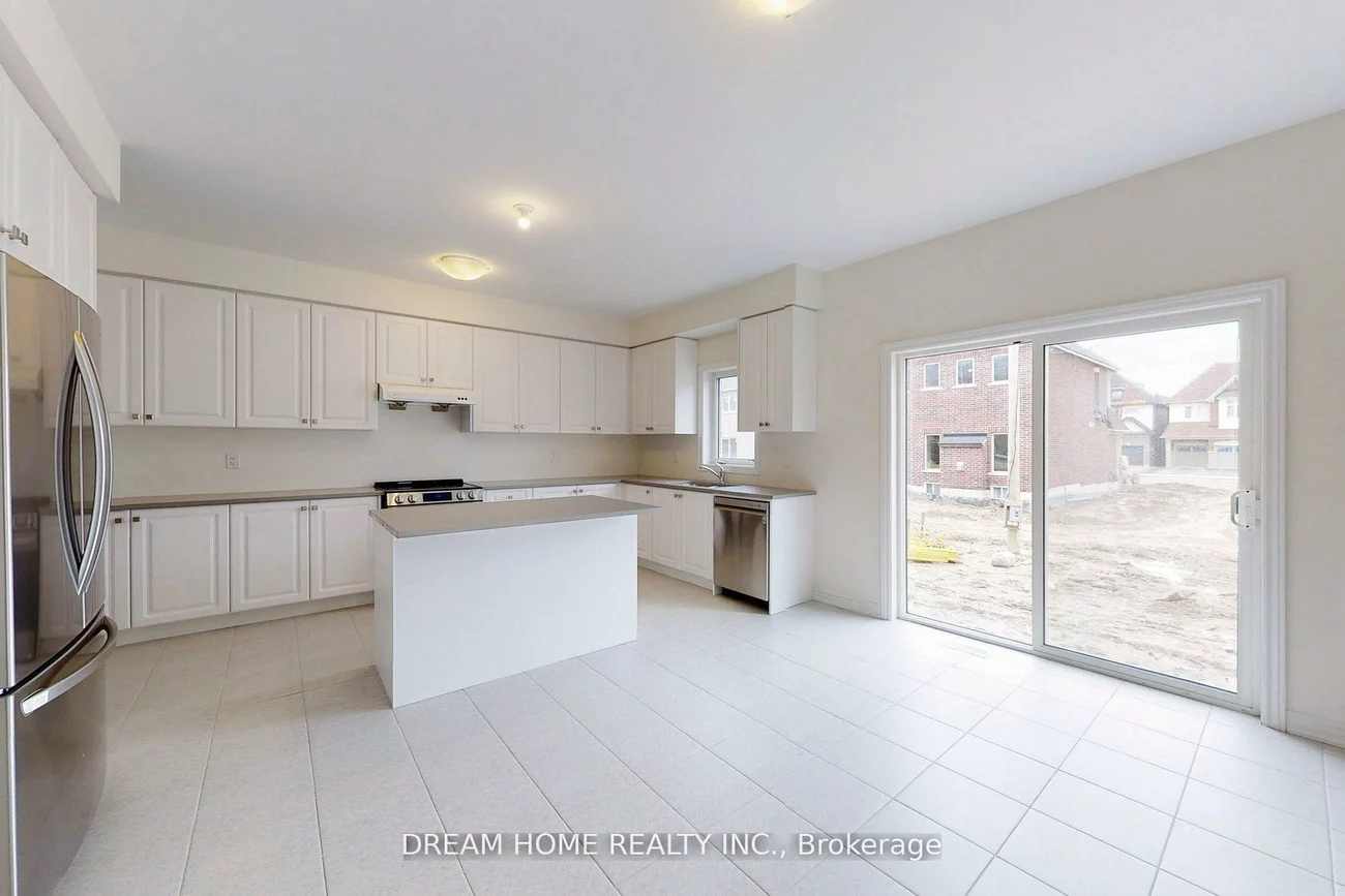 7, Charles White, Sharon, East Gwillimbury