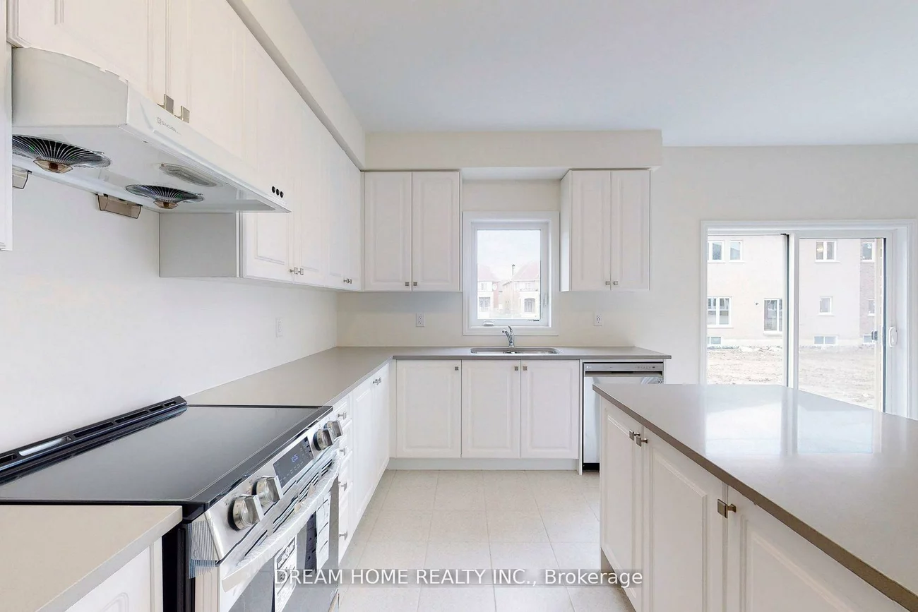 7, Charles White, Sharon, East Gwillimbury