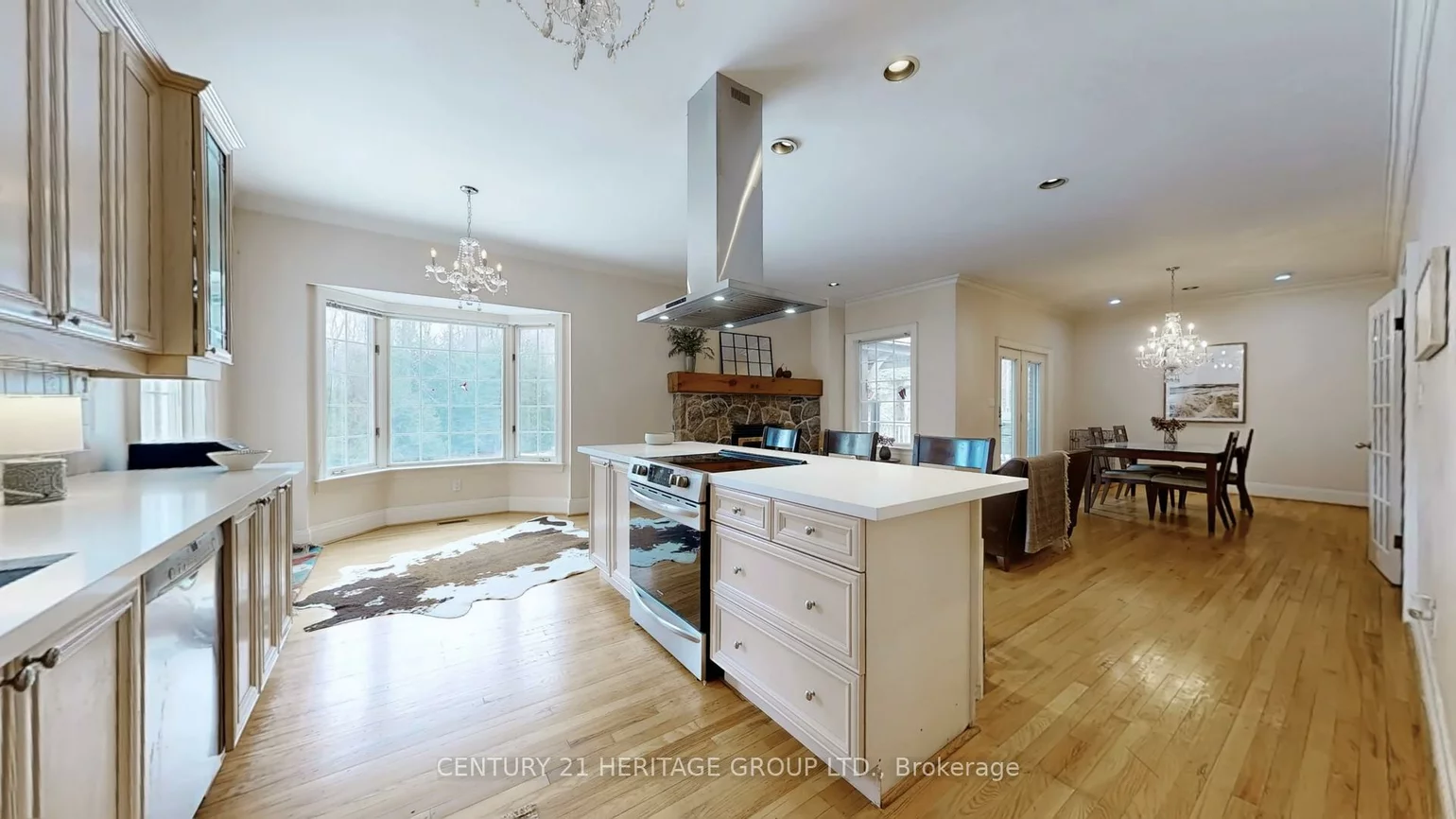 21455, Warden, Rural East Gwillimbury, East Gwillimbury