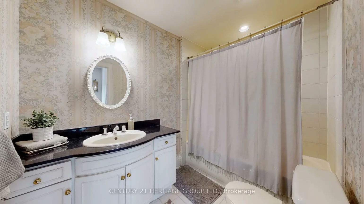 21455, Warden, Rural East Gwillimbury, East Gwillimbury