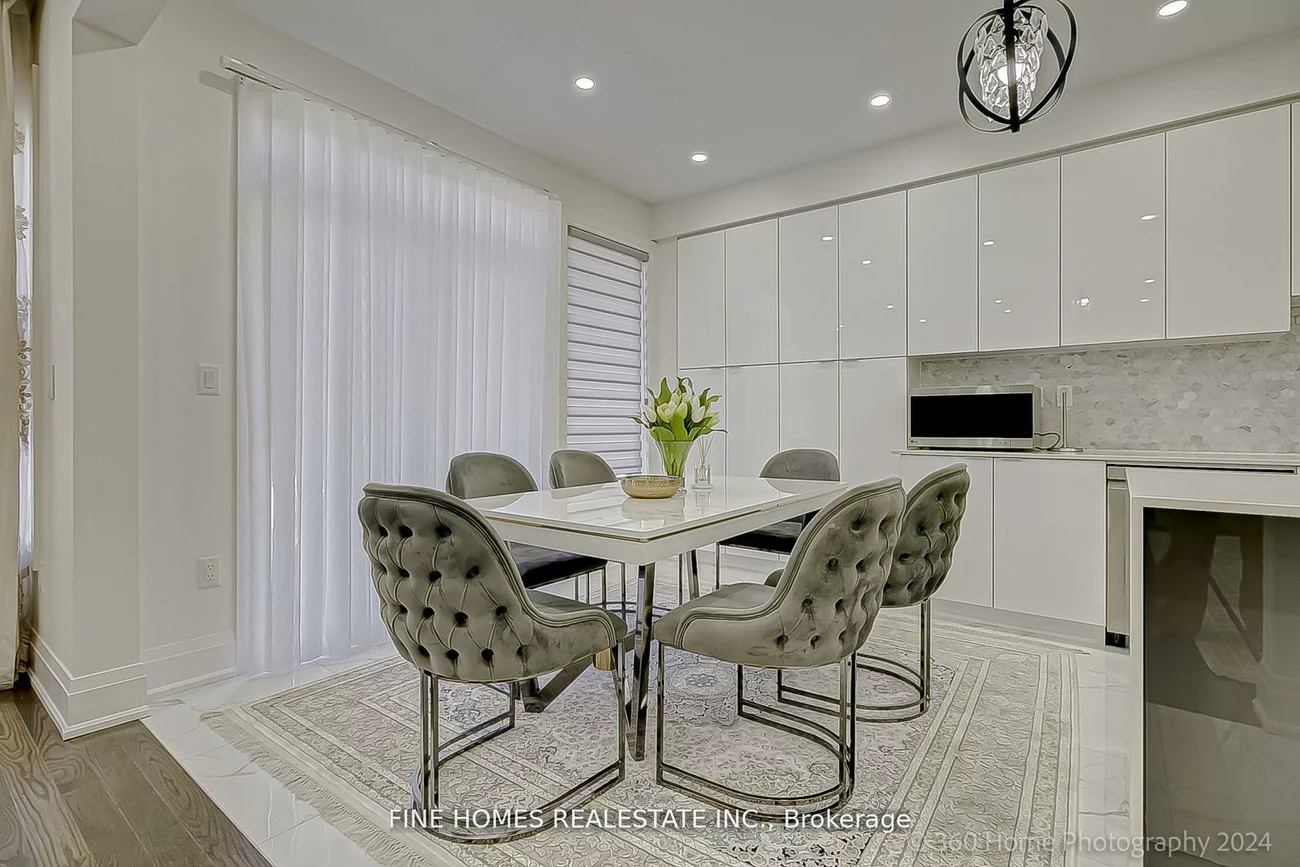 39, Tesla, Holland Landing, East Gwillimbury