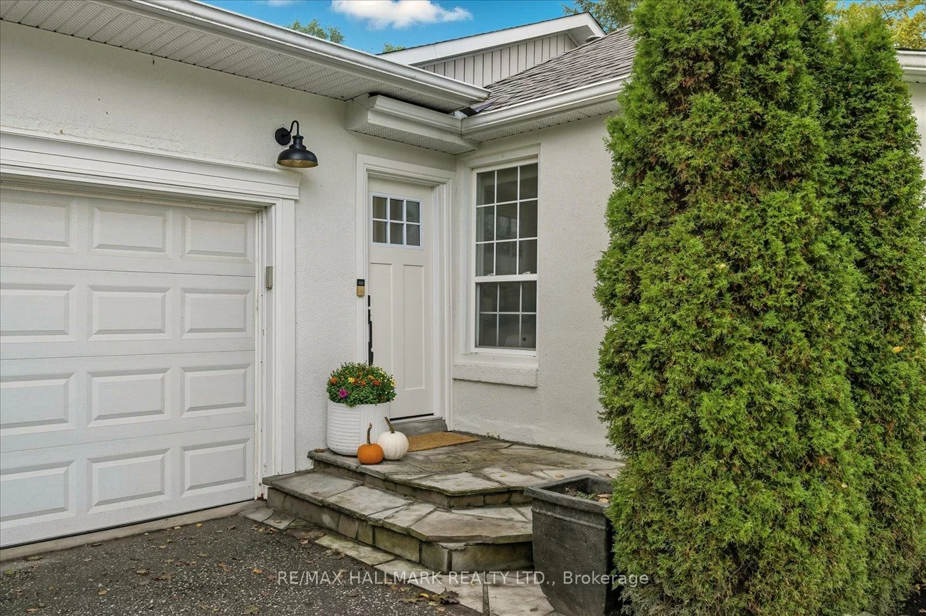 17, Mill, Mt Albert, East Gwillimbury