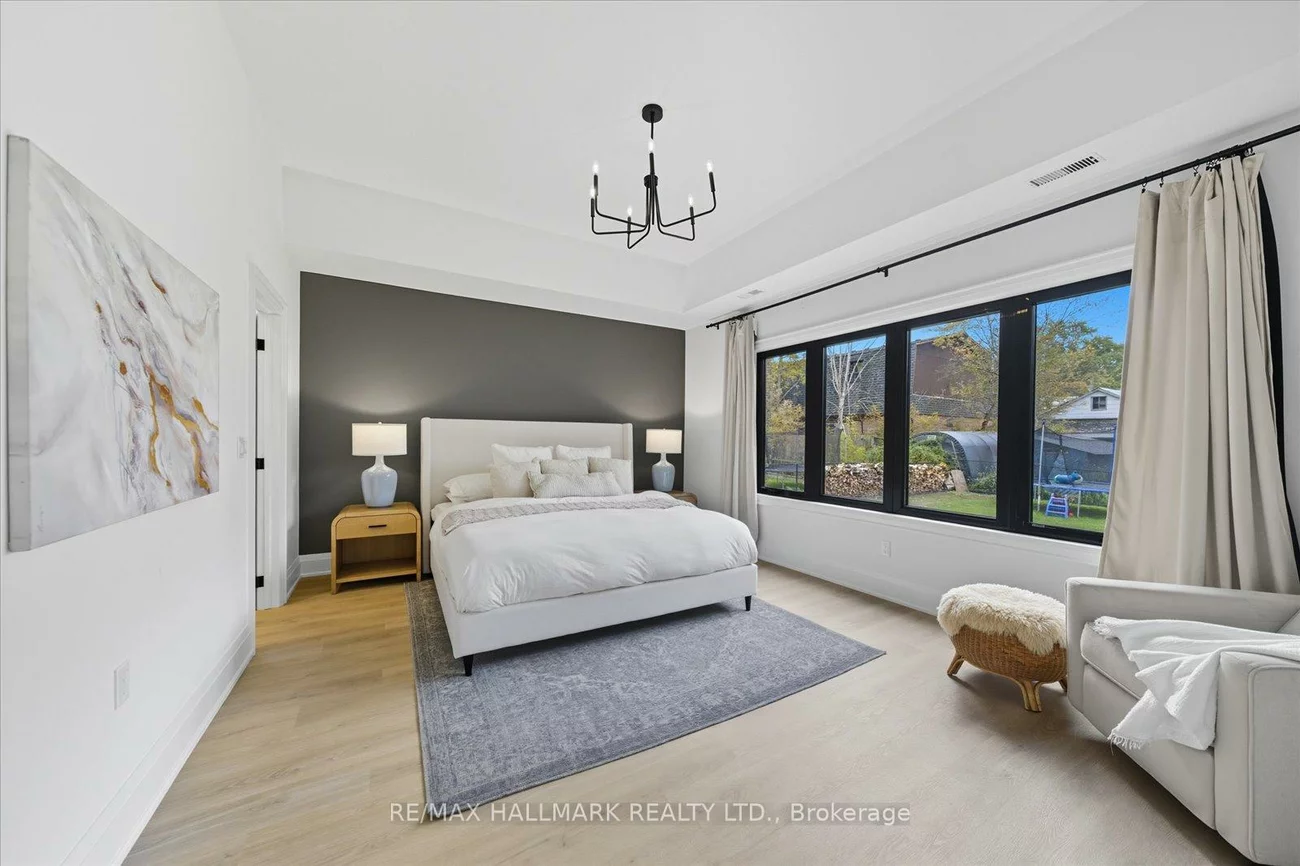 17, Mill, Mt Albert, East Gwillimbury